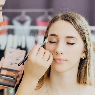 Unlock Your Makeup Potential: Tips for Everyday Glam and Professional Perfection