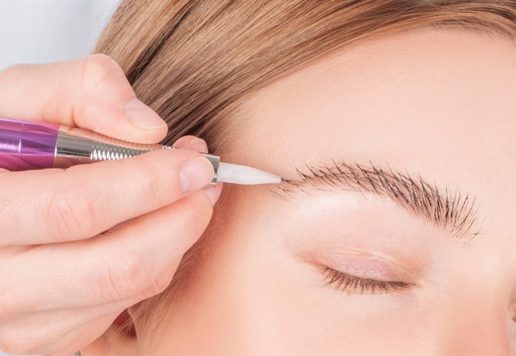 Nano Eyebrows / Nanoblading - Light Touch Permanent Makeup Studio & Trainings